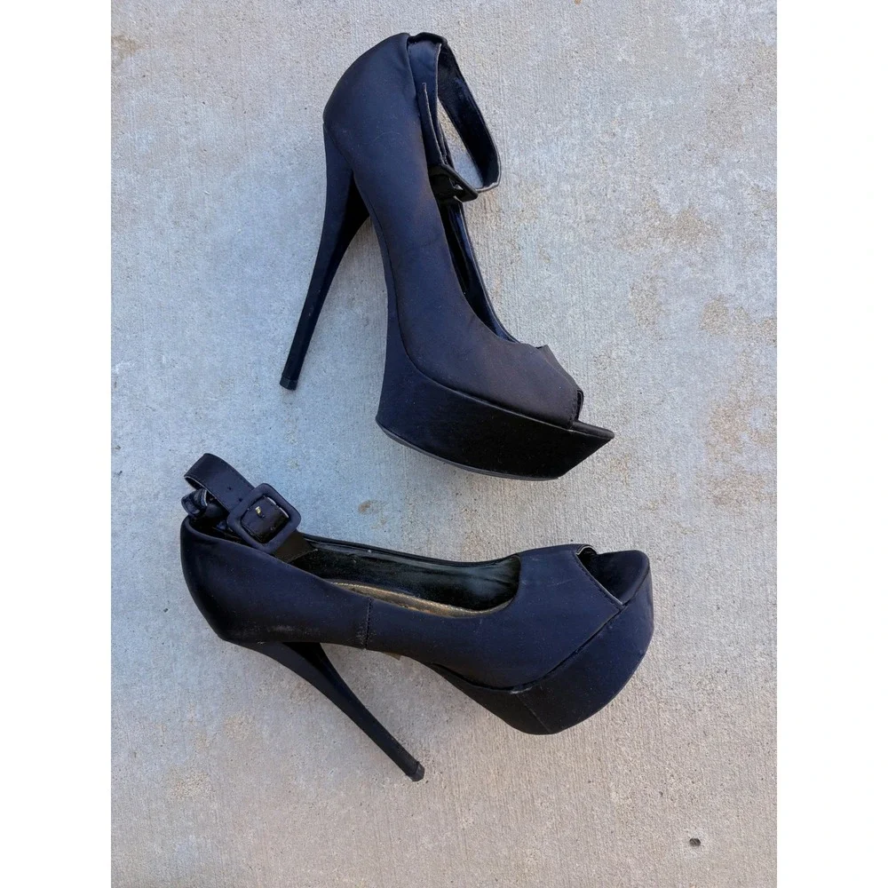 Y2K Shoedazzle Black Satin Peep Toe Platform Stiletto Heels Ankle Strap Size 7 - Picture 4 of 5